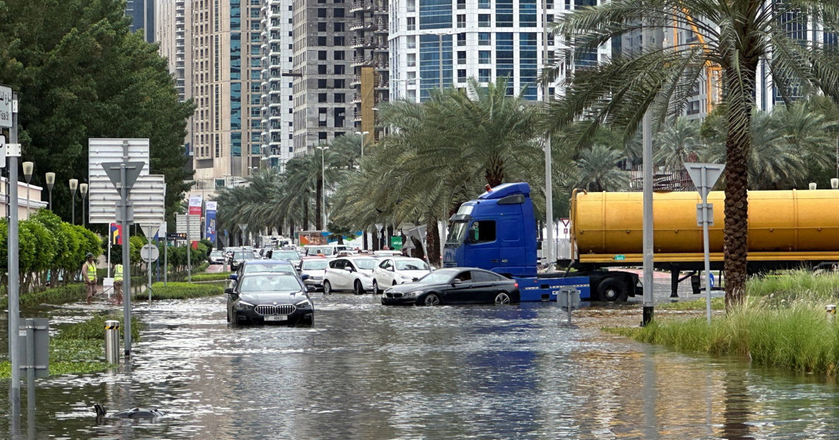 Heftige Überschwemmungen im Süden der Arabischen Halbinsel - travelnews.ch