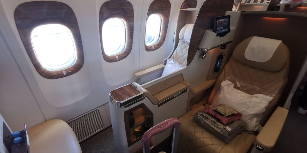 business_emirates.jpg